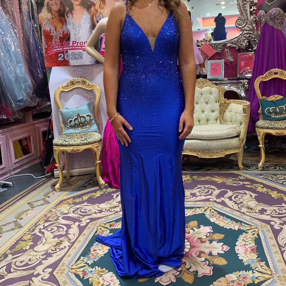 Prom dress, altered to a size 6, perfect condition.